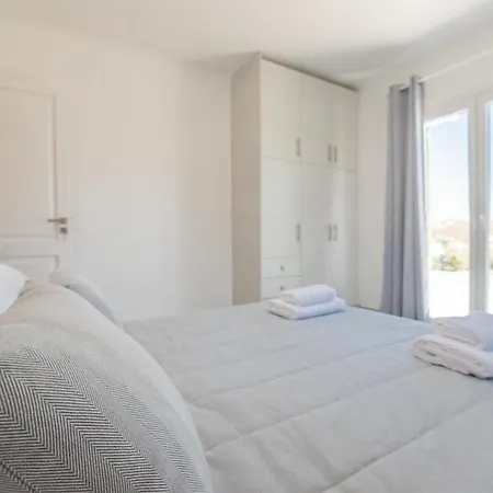 Dioni Mykonos * 帕瑞加