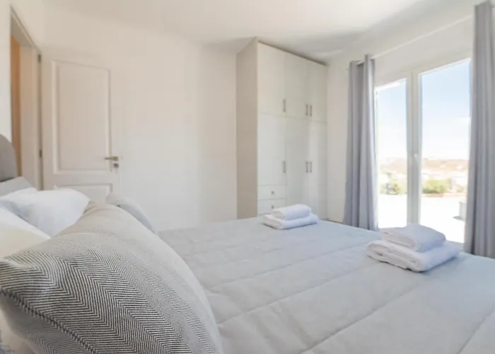 Dioni Mykonos * Парага